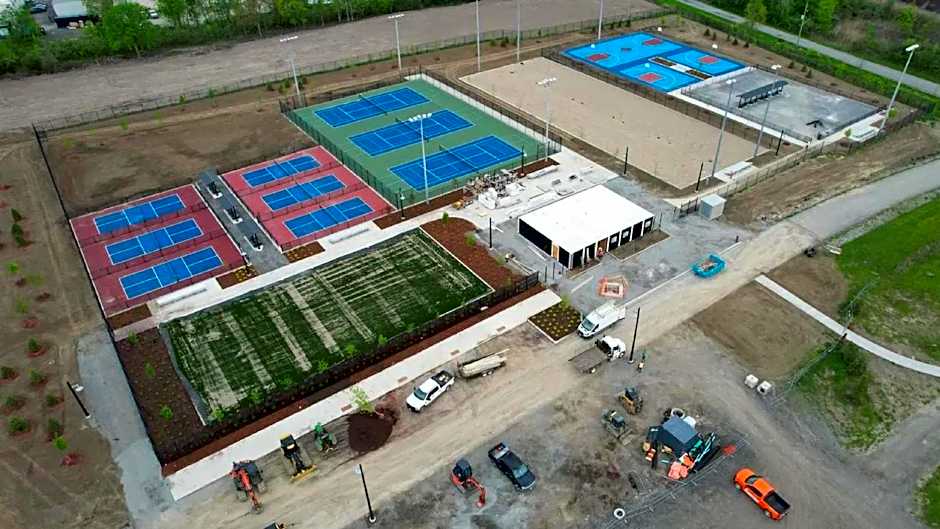 Holiday Inn Express & Suites Welland By IHG