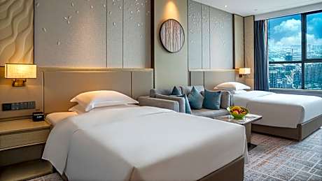 Standard Twin Room with City View