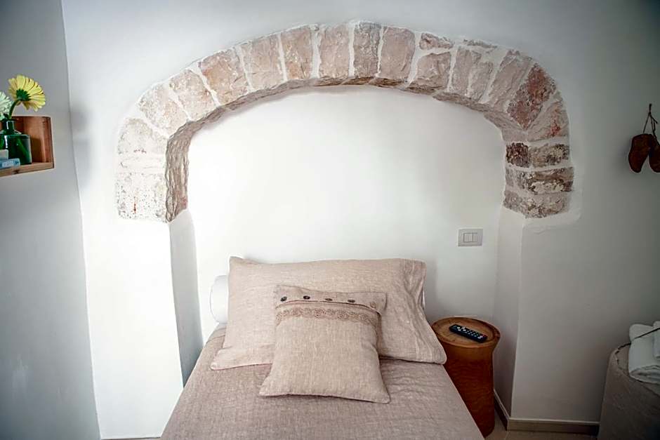 Trullo Essenza-Trulli Antì Charme & Relax