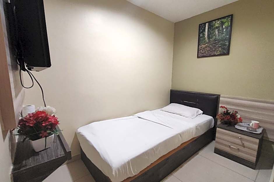 Super OYO 1152 Heaven Hill 2