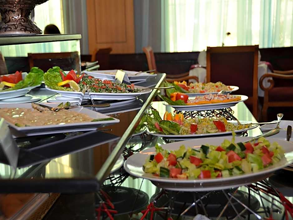 Pars International Hotel