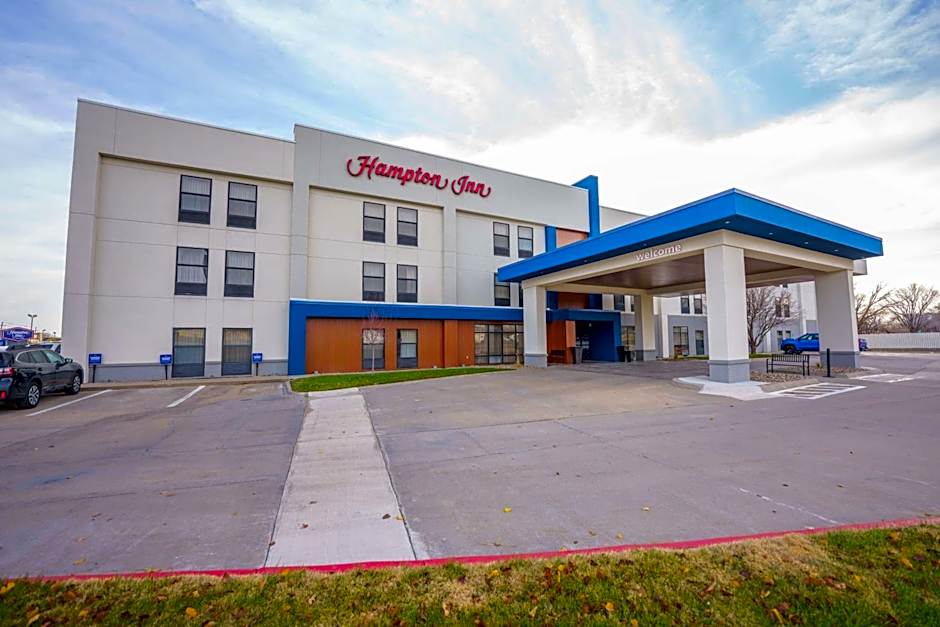 Hampton Inn By Hilton Hutchinson