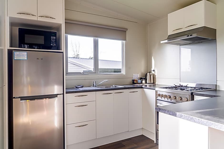 Ahipara TOP 10 Holiday Park