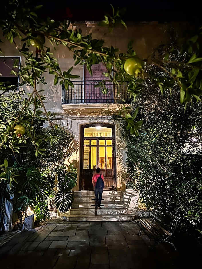 Atelier Inès Arts & Suites