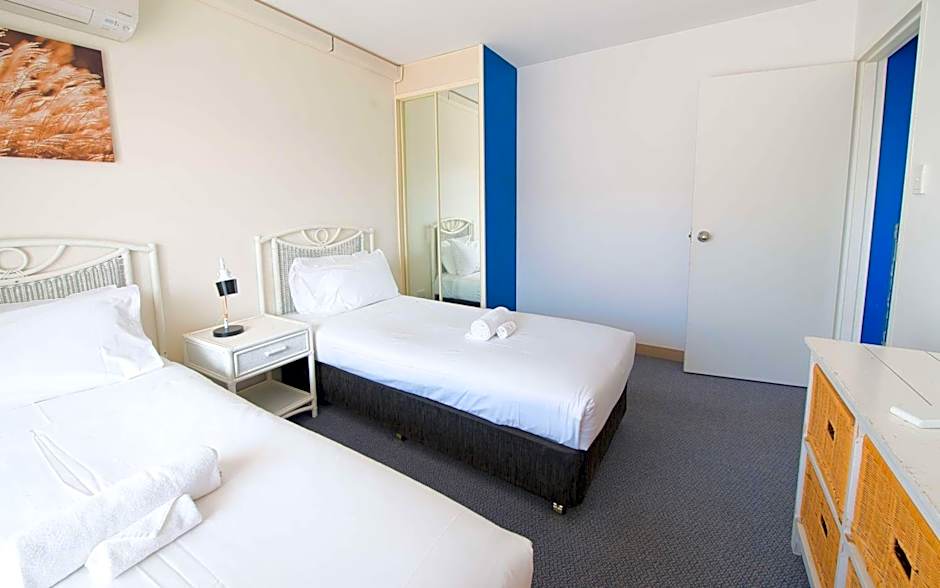 Nelson Bay Breeze Holiday Apartments