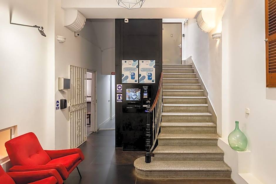 Antiguo Brondo Selfcheck-in Smart Rooms