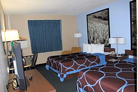 2 Double Beds Non-Smoking