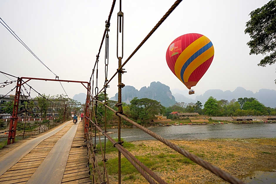 Amari Vang Vieng
