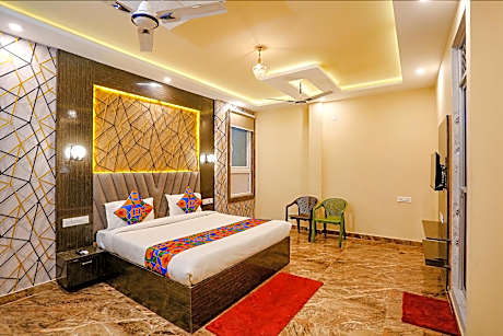 FabHotel Occazia Palace