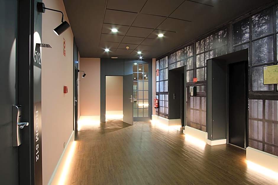 Petit Palace Triball