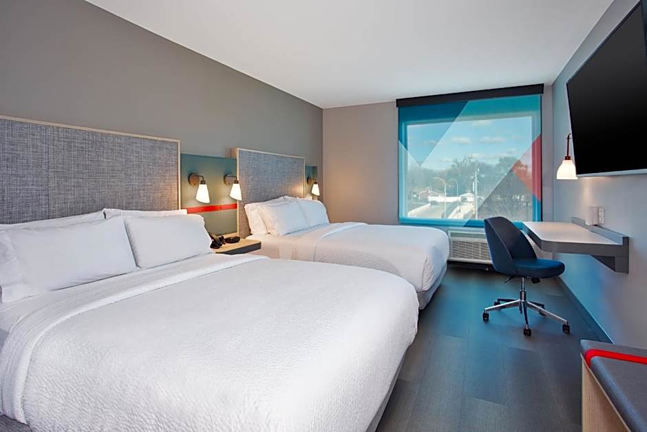 avid hotels - Detroit - Warren By IHG