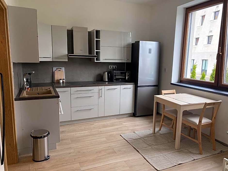 The Dante Villa Apartments