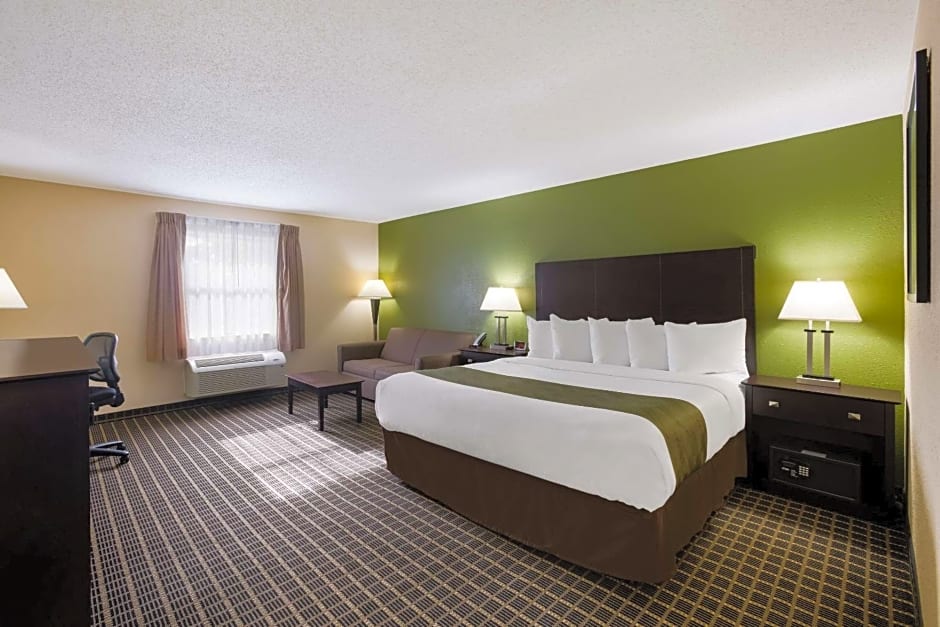 Quality Inn & Suites Big Rapids near University