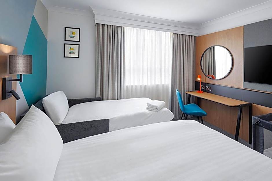 Holiday Inn Gloucester / Cheltenham By IHG