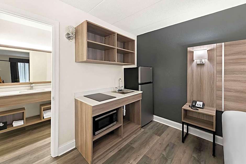 Suburban Studios Mason Near Kings Island