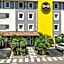 B&B HOTEL Salon de Provence