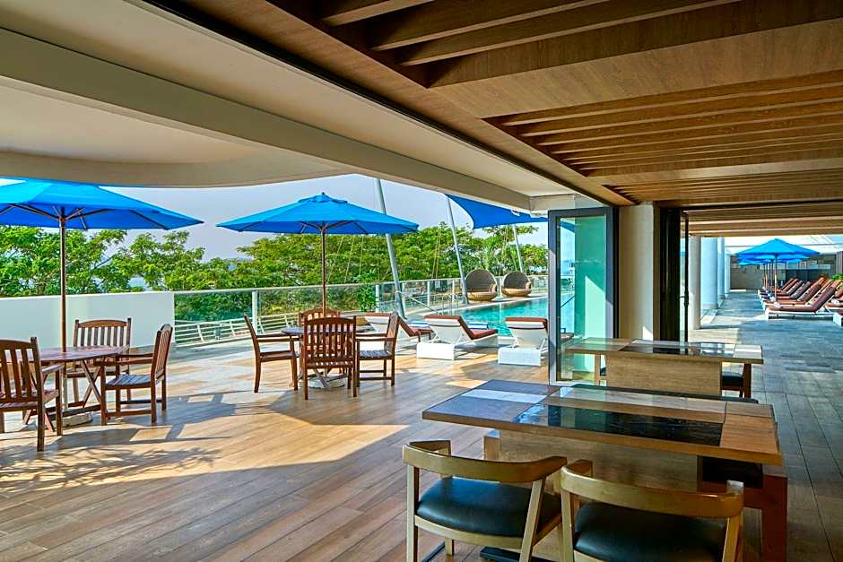 Le Meridien Kota Kinabalu