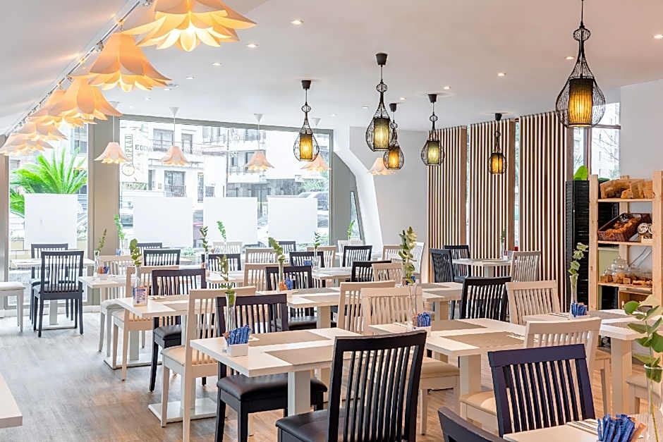 Hotel San Sebastian Orly Affiliated by Meliá