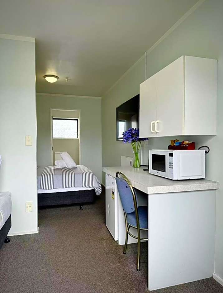 Adelaide Motel
