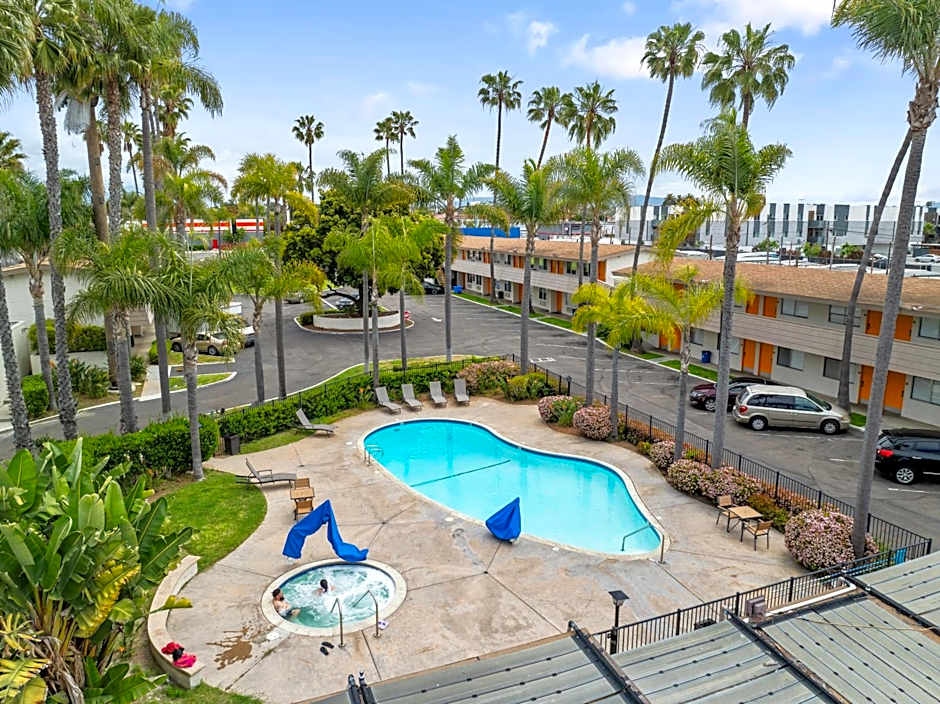 Hotel Palmeras Chula Vista