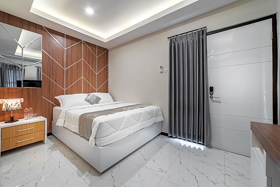 Tree Homestay Mitra RedDoorz