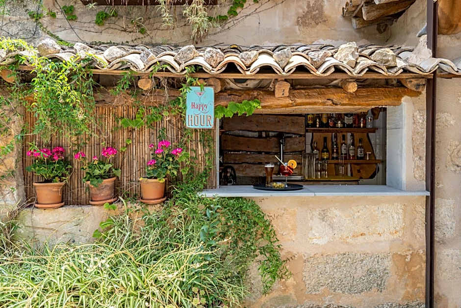 Can Joan Capo - Adults Only