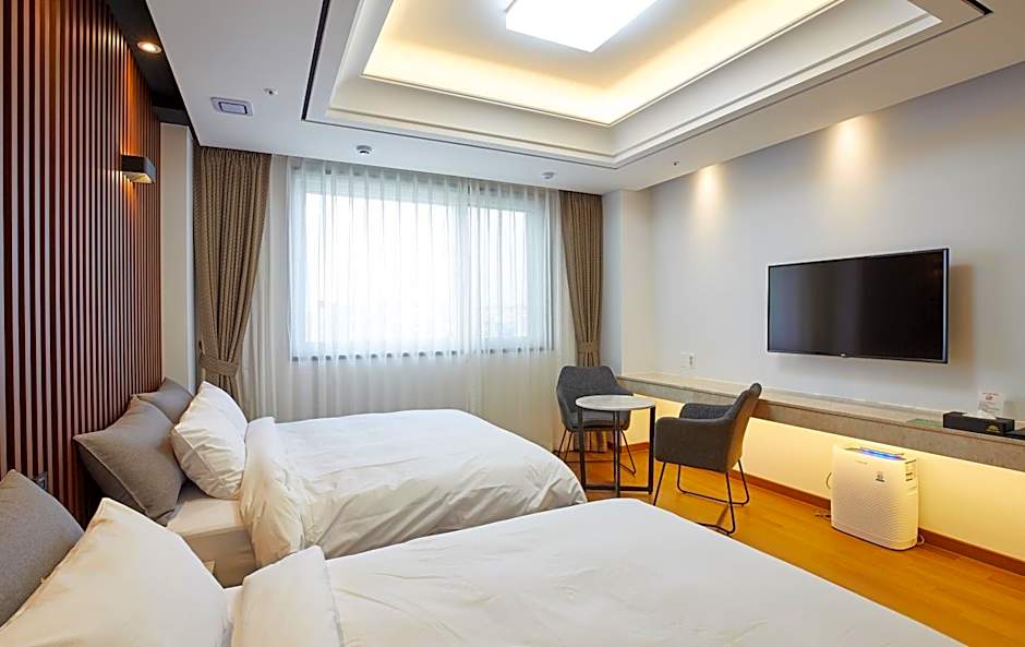Noble Stay Hotel