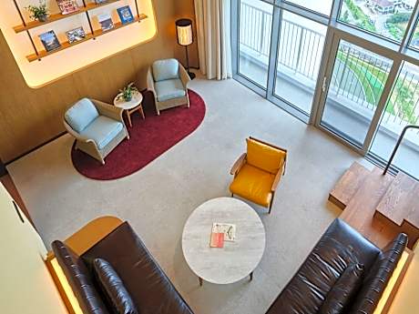 [30-Hour Journey] Cabin B Ocean Village View (4:00 PM Check-in - 10:00 PM Check-out) 30-hour stay
