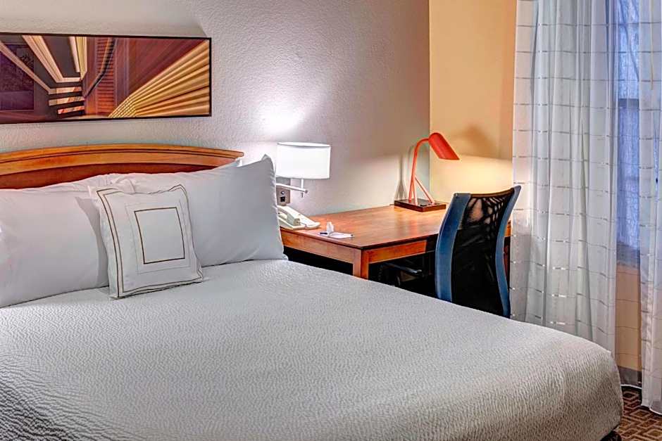 TownePlace Suites by Marriott Dallas Las Colinas