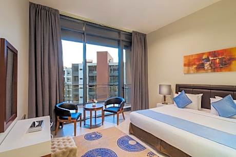 Standard Suite with City View