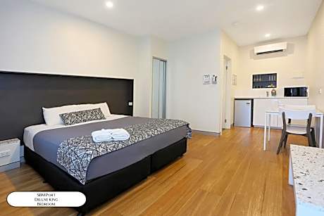 Deluxe King Room