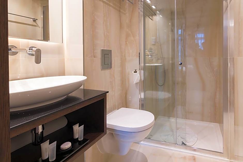 The Chilworth London Paddington