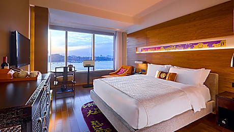 Indigo Harbour View Room