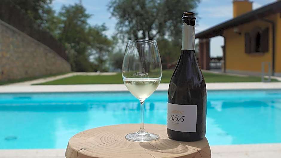 AGRITURISMO ACINATICO WINE RELAIS