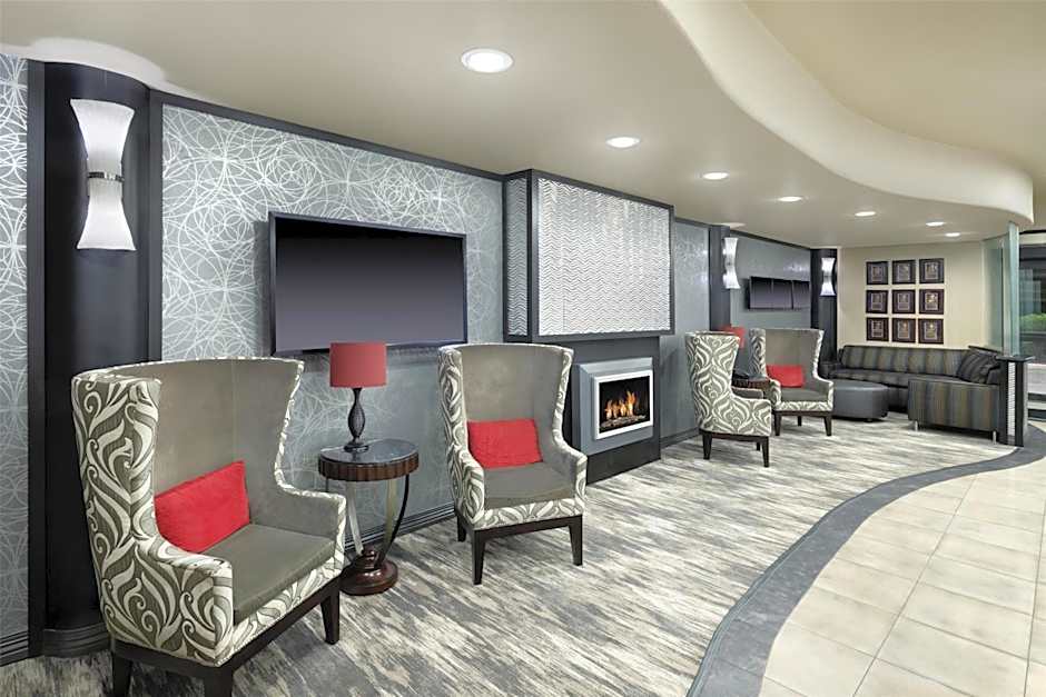 Best Western Premier Crown Chase Inn & Suites