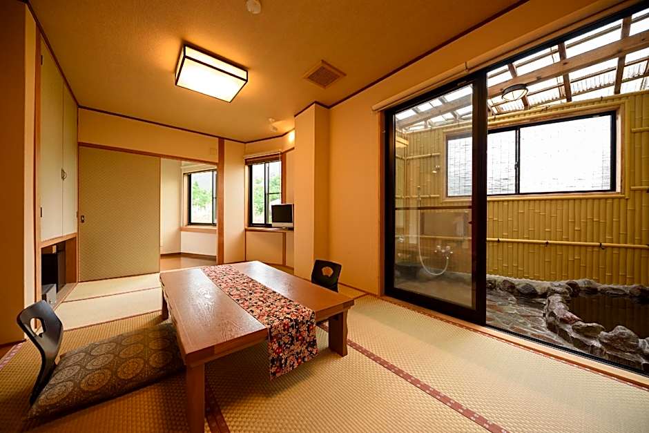 Photo 1 of 6 of Japanese Style