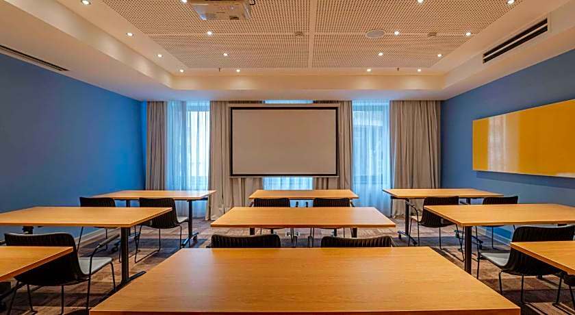 Ibis Yerevan Center