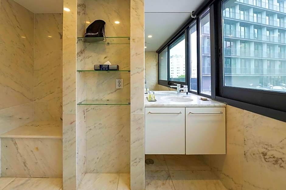 DoubleTree By Hilton Lisbon - Fontana Park