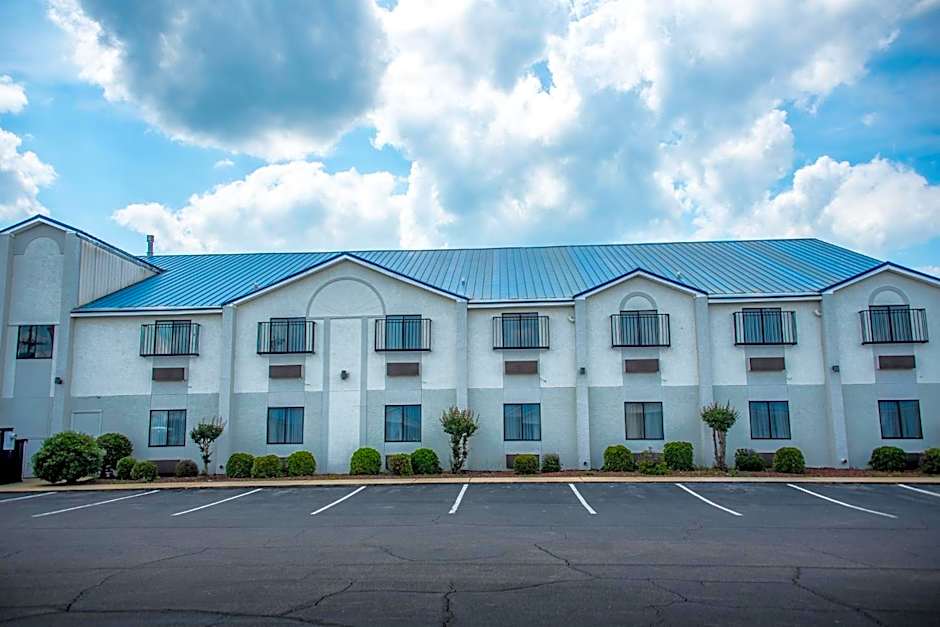 Days Inn by Wyndham Troy