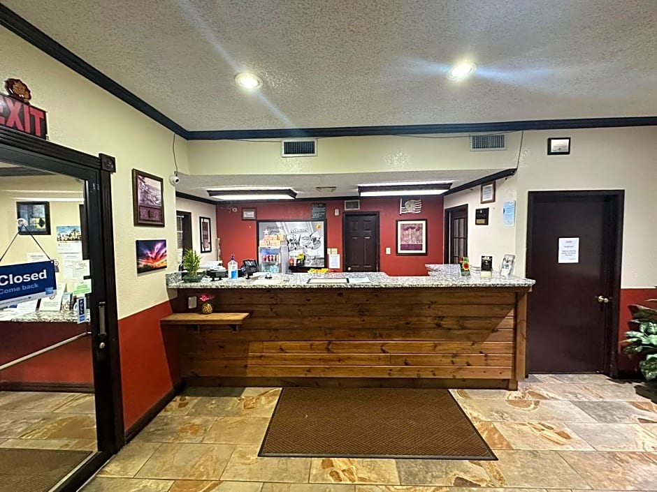 Super 8 by Wyndham Athens TX