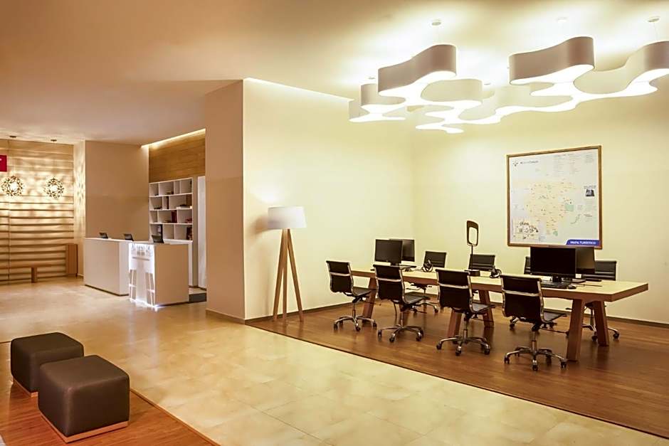 Fiesta Inn Celaya Galerias