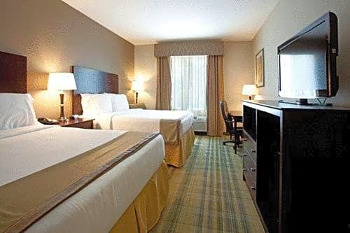 Holiday Inn Express And Suitescut Off Galliano By IHG