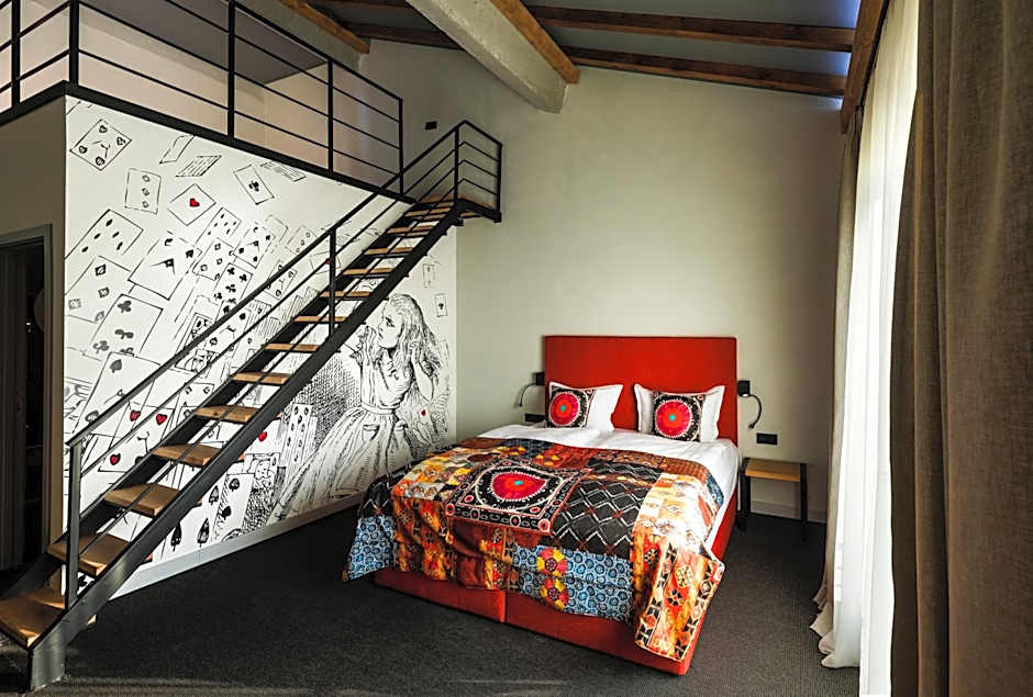 Photo 1 of 5 of Deluxe Chalet