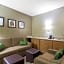 Comfort Suites University