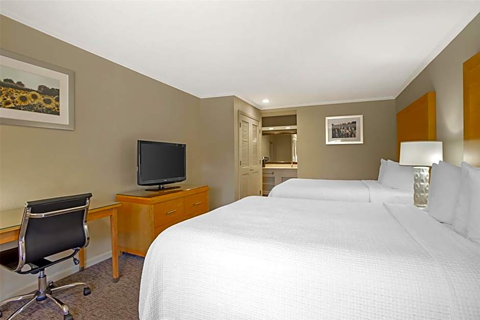 Best Western Plus Inn Dixon