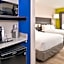 Holiday Inn Express & Suites Kansas City - Lees Summit By IHG