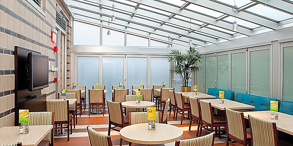 Holiday Inn Express Manhattan Times Square South By IHG