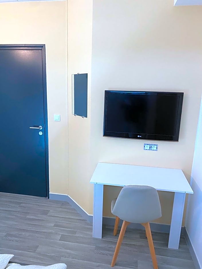 APPARTEL 76 CHAMBRES