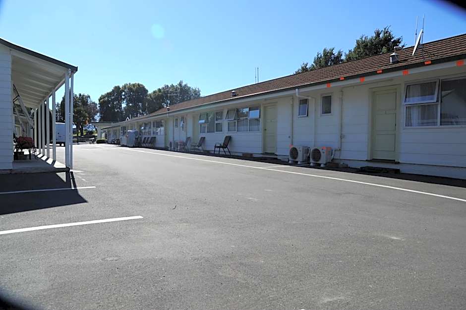 Blenheim Bridges Holiday Park