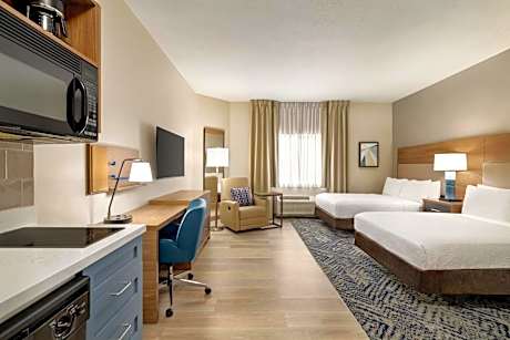 Studio Suite with Two Double Beds Disability Access